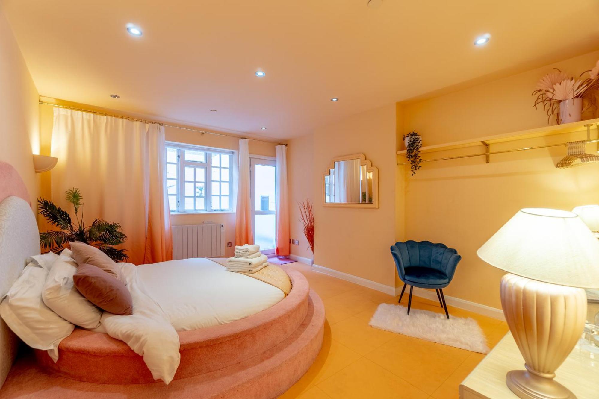 The Courtyard Suite By Margate Suites Zewnętrze zdjęcie